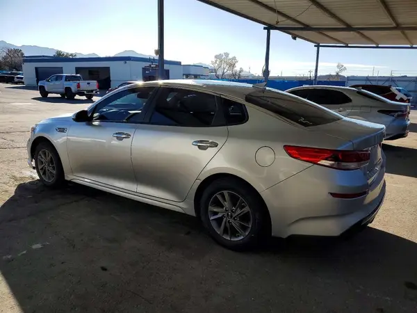 5XXGT4L36LG418617 2020 KIA OPTIMA - Image 2