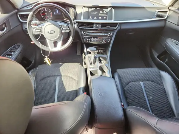 5XXGT4L36LG420657 2020 KIA OPTIMA - Image 8