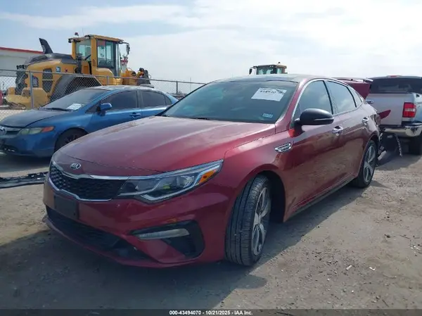 5XXGT4L36LG420674 2020 KIA OPTIMA - Image 2