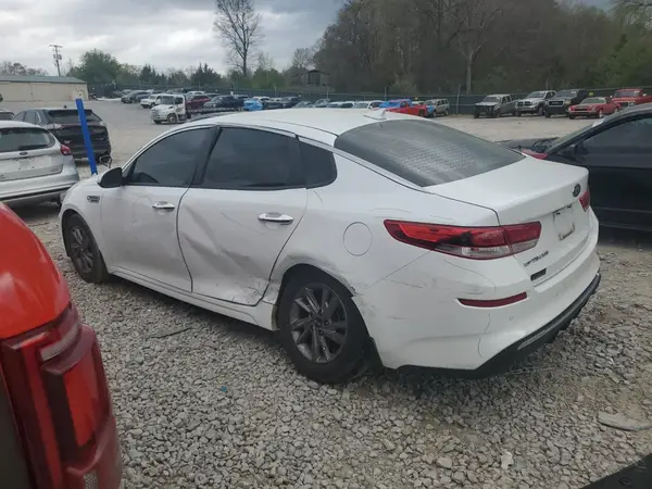 5XXGT4L36LG421369 2020 KIA OPTIMA - Image 2