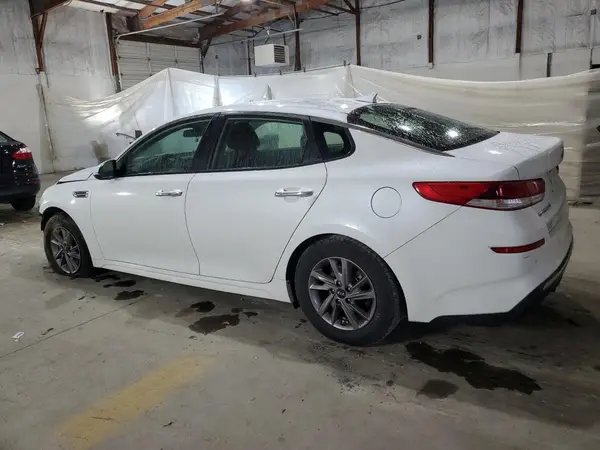 5XXGT4L36LG425017 2020 KIA OPTIMA - Image 2