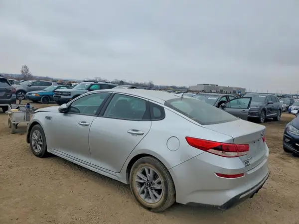 5XXGT4L36LG425048 2020 KIA OPTIMA - Image 2