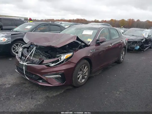 5XXGT4L36LG425941 2020 KIA OPTIMA - Image 2