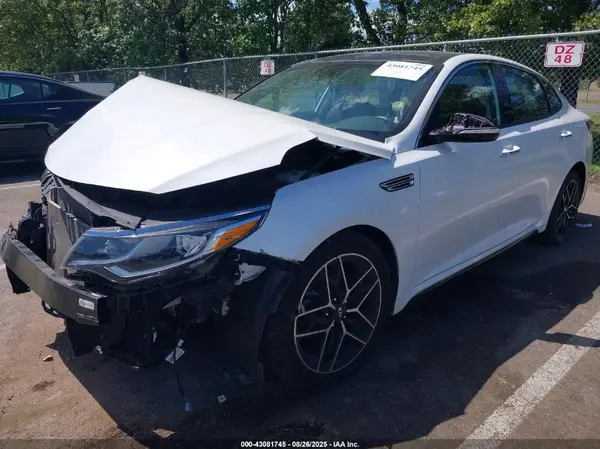 5XXGT4L36LG426832 2020 KIA OPTIMA - Image 2