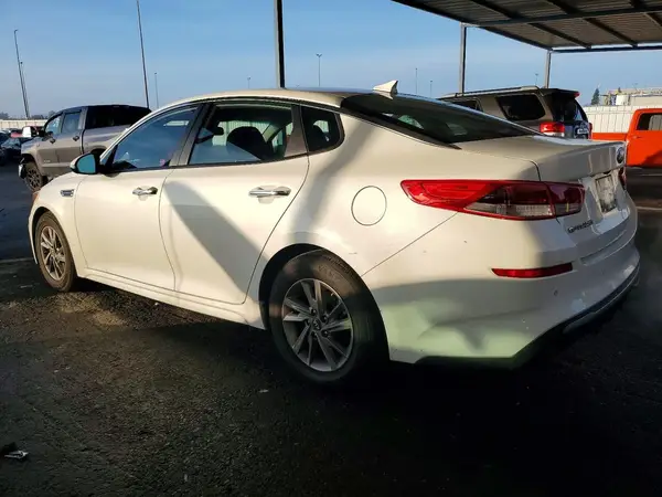 5XXGT4L36LG427995 2020 KIA OPTIMA - Image 2