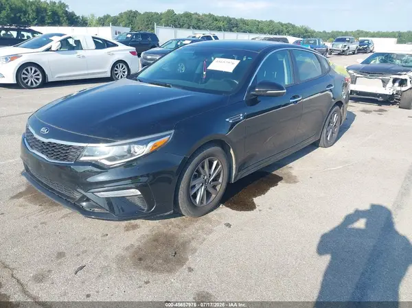 5XXGT4L36LG428161 2020 KIA OPTIMA - Image 2