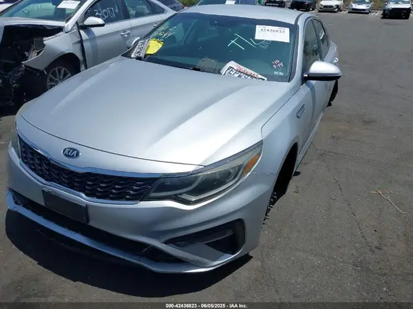 5XXGT4L36LG429116 2020 KIA OPTIMA - Image 2