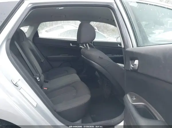 5XXGT4L36LG431657 2020 KIA OPTIMA - Image 8