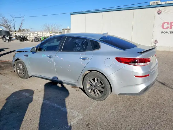 5XXGT4L36LG433117 2020 KIA OPTIMA - Image 2