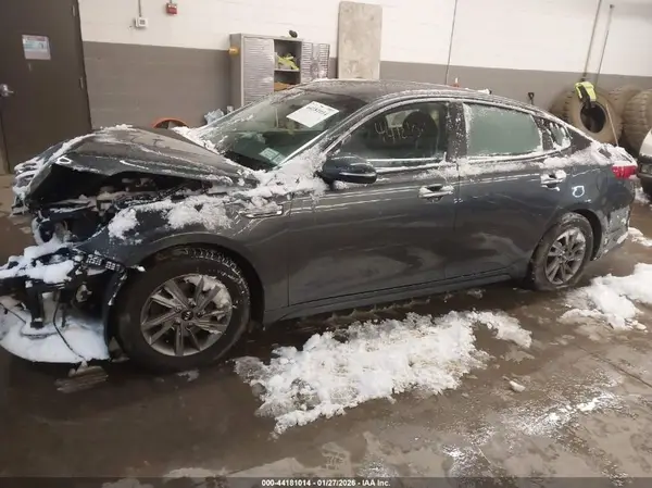 5XXGT4L36LG433988 2020 KIA OPTIMA - Image 2