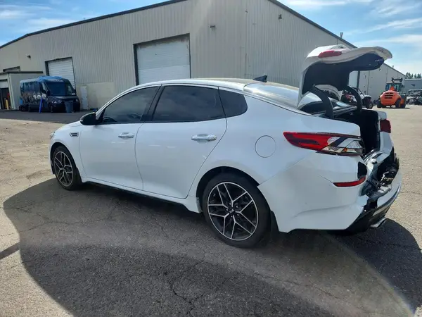 5XXGT4L36LG437345 2020 KIA OPTIMA - Image 2