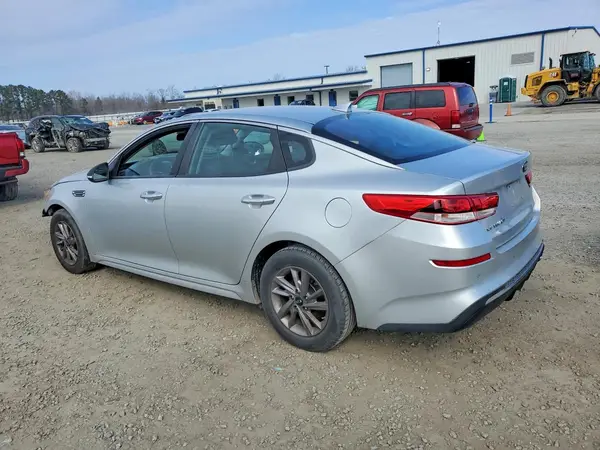 5XXGT4L36LG437555 2020 KIA OPTIMA - Image 2