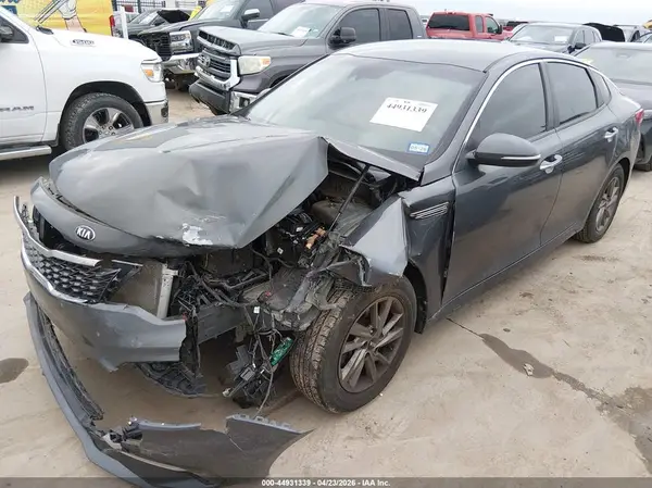 5XXGT4L36LG440942 2020 KIA OPTIMA - Image 2