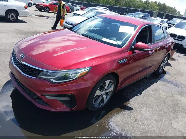 5XXGT4L36LG442397 2020 KIA OPTIMA - Image 2