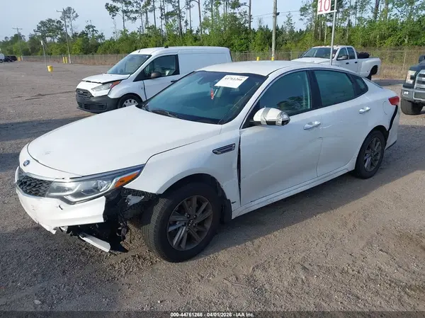 5XXGT4L36LG443808 2020 KIA OPTIMA - Image 2