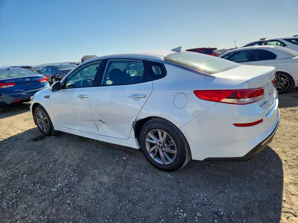 5XXGT4L36LG446241 2020 KIA OPTIMA - Image 2