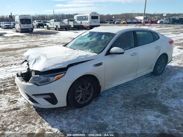 5XXGT4L36LG446319 2020 KIA OPTIMA - Image 2