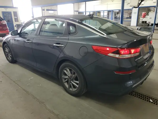 5XXGT4L36LG450855 2020 KIA OPTIMA - Image 2