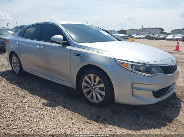 5XXGT4L37GG003831 2016 KIA OPTIMA - Image 1