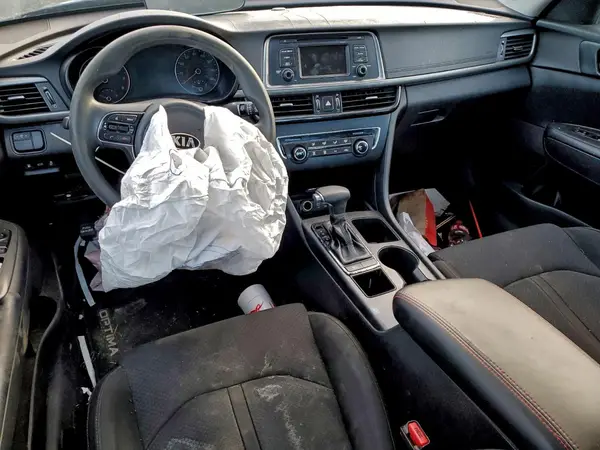 5XXGT4L37GG006048 2016 KIA OPTIMA - Image 8