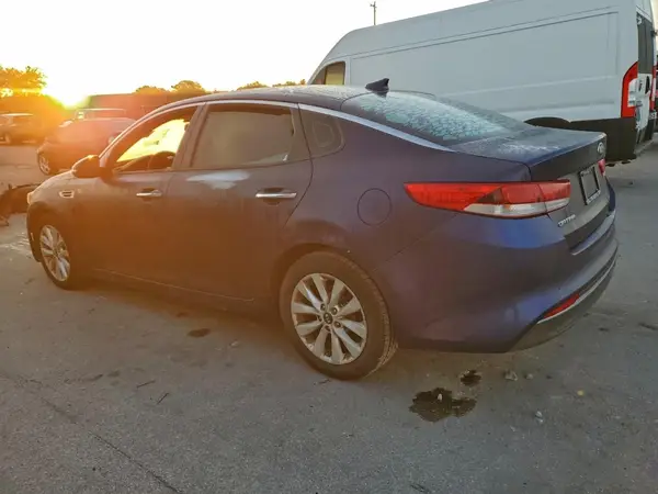 5XXGT4L37GG012402 2016 KIA OPTIMA - Image 2