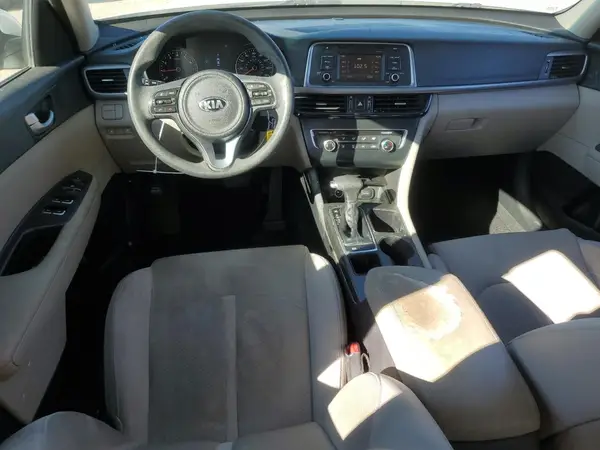 5XXGT4L37GG012481 2016 KIA OPTIMA - Image 8