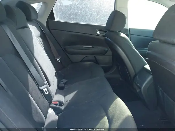 5XXGT4L37GG015235 2016 KIA OPTIMA - Image 8