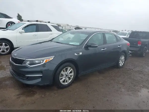 5XXGT4L37GG018913 2016 KIA OPTIMA - Image 2