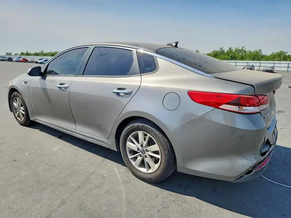 5XXGT4L37GG020354 2016 KIA OPTIMA - Image 2