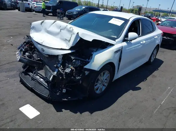 5XXGT4L37GG026140 2016 KIA OPTIMA - Image 2