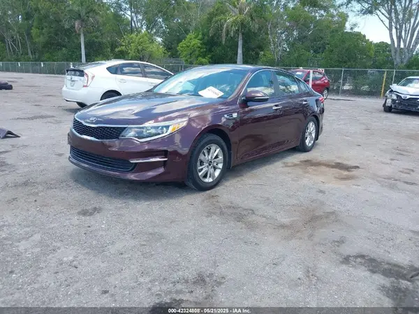 5XXGT4L37GG028549 2016 KIA OPTIMA - Image 2