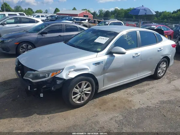 5XXGT4L37GG028700 2016 KIA OPTIMA - Image 2