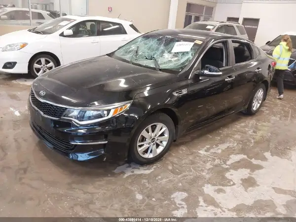 5XXGT4L37GG032696 2016 KIA OPTIMA - Image 2