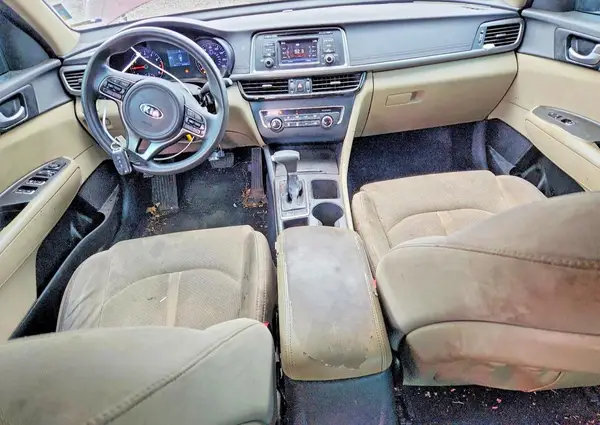 5XXGT4L37GG037980 2016 KIA OPTIMA - Image 8