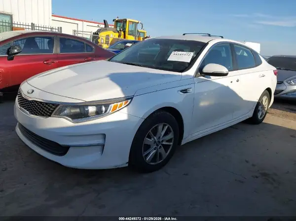 5XXGT4L37GG041009 2016 KIA OPTIMA - Image 2