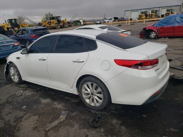 5XXGT4L37GG041057 2016 KIA OPTIMA - Image 2