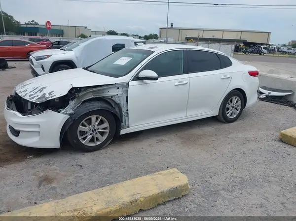 5XXGT4L37GG042211 2016 KIA OPTIMA - Image 2