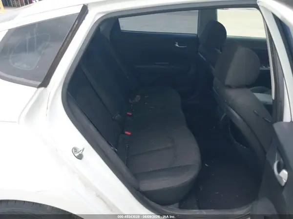 5XXGT4L37GG042211 2016 KIA OPTIMA - Image 8