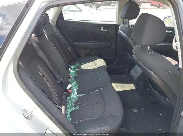 5XXGT4L37GG044069 2016 KIA OPTIMA - Image 8