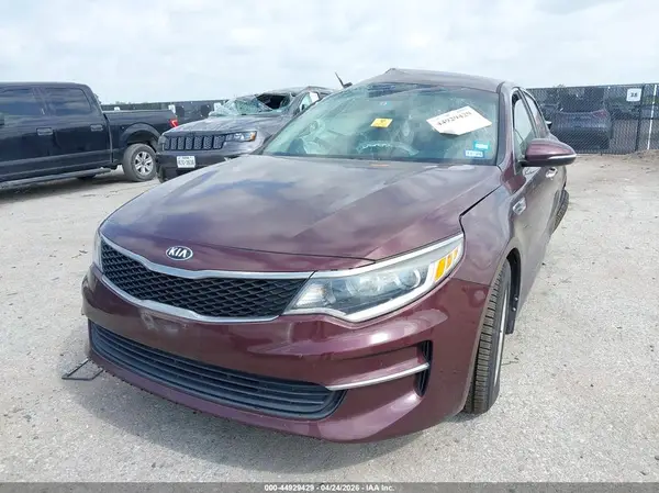 5XXGT4L37GG046209 2016 KIA OPTIMA - Image 2