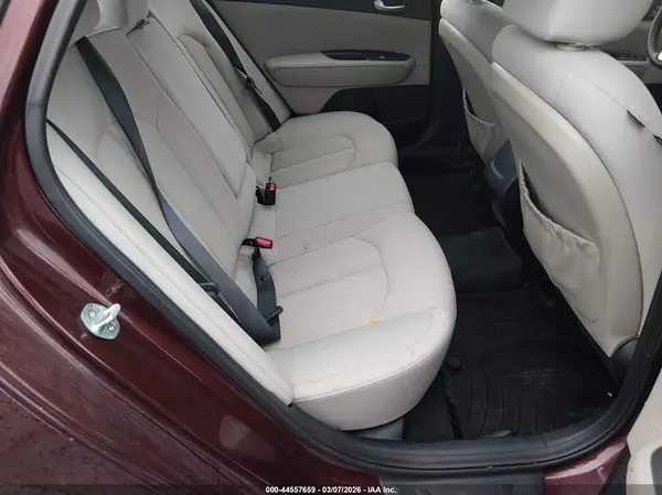 5XXGT4L37GG048476 2016 KIA OPTIMA - Image 8