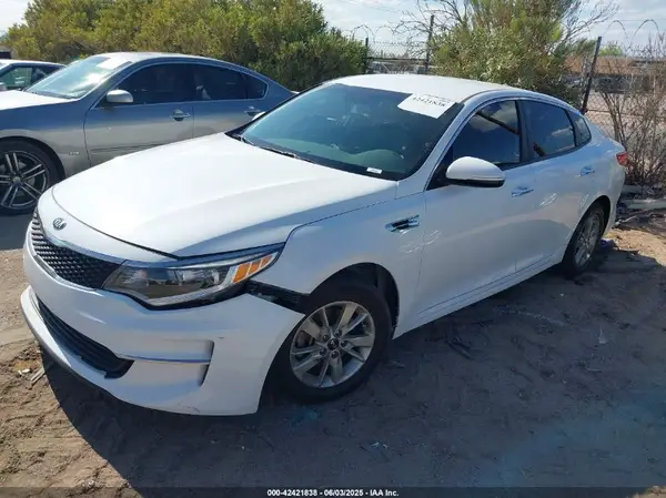 5XXGT4L37GG052141 2016 KIA OPTIMA - Image 2