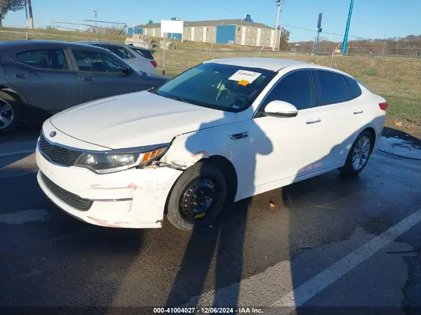 5XXGT4L37GG060157 2016 KIA OPTIMA - Image 2