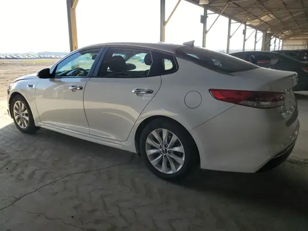 5XXGT4L37GG061275 2016 KIA OPTIMA - Image 2