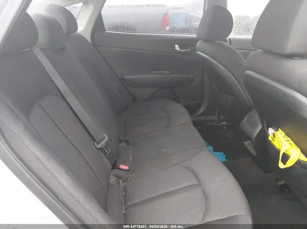 5XXGT4L37GG061499 2016 KIA OPTIMA - Image 8
