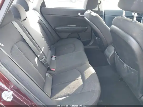 5XXGT4L37GG062359 2016 KIA OPTIMA - Image 8