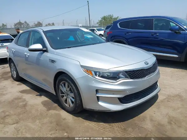 5XXGT4L37GG082546 2016 KIA OPTIMA - Image 1