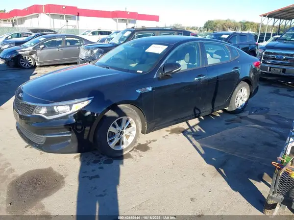 5XXGT4L37GG106831 2016 KIA OPTIMA - Image 2