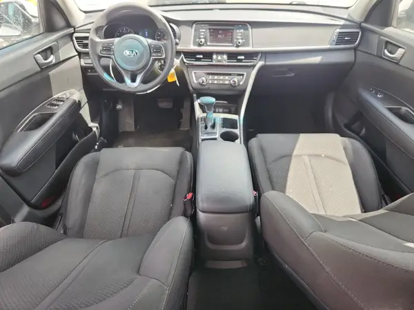 5XXGT4L37GG110779 2016 KIA OPTIMA - Image 8