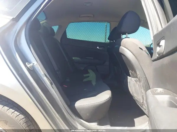 5XXGT4L37GG114198 2016 KIA OPTIMA - Image 8